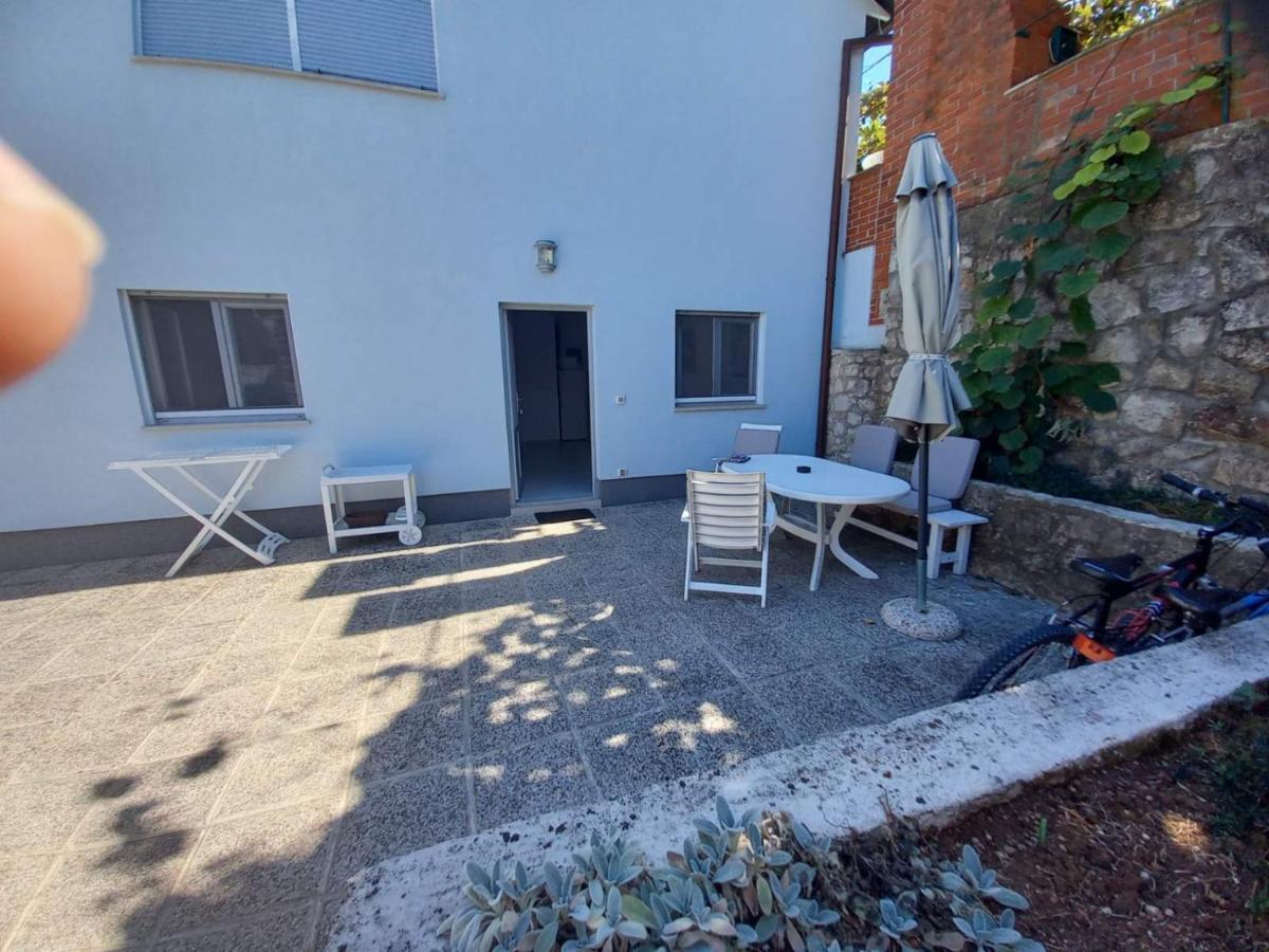 Apartment Ariela 로비니 외부 사진